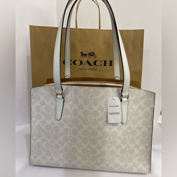 COACH 🟤 - Picture 6 of 16